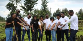 Rwandan youth volunteers