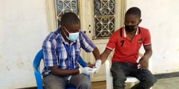Doctor treating patient. Nyagatare. Rwanda