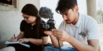 Raj films a couples session in Nepal