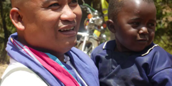 Juanito, a VSO volunteer, on placement