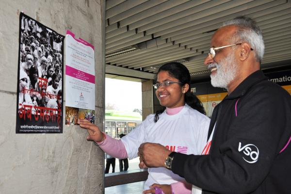 Volunteer in India. Volunteers raising awareness of gender equality issues in Delhi