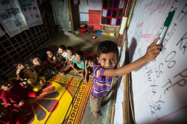 Rohingya children in refugee camp classroom