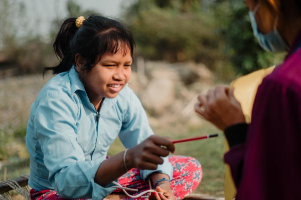 Pratibha working with VSO Big Sister