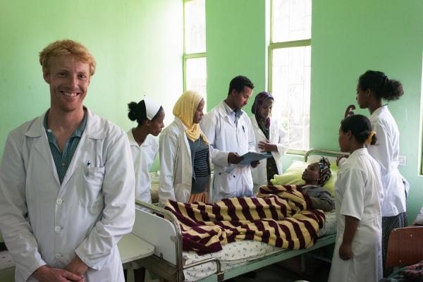 VSO Netherlands volunteer, Floris Braat, is working in Butajira hospital, Ethiopia, to share his gynaecology and obstetrics experience with local doctors, improving care for women and newborn babies VSO Netherlands volunteer, Floris Braat, is working in Butajira hospital, Ethiopia, to share his gynaecology and obstetrics experience with local doctors, improving care for women and newborn babies