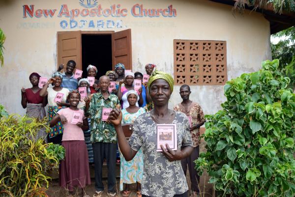 The Village Savings and Loans Association in Odjarde, Ghana Members of a microfinance group in Ghana | VSO
